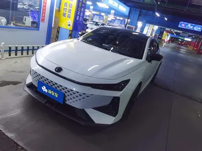 2024 Changan UNI-V 1.5T Deluxe, фото 1, лот 10248696