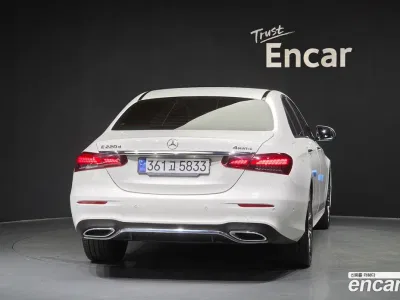 2022 Mercedes-Benz E-Class E220d 4MATIC AMG Line, фото 4, лот 10217187