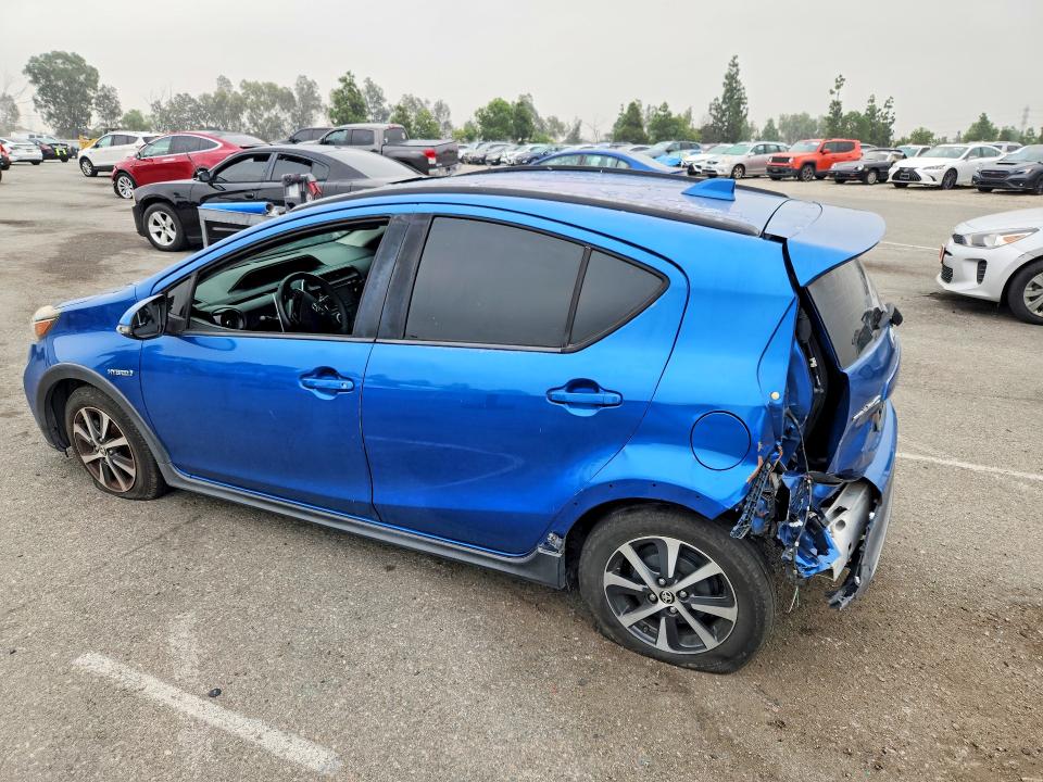 2018 TOYOTA PRIUS C TWO, фото 2, лот 10675136