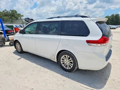 2014 TOYOTA SIENNA XLE 8-PASSENGER, фото 2, лот 10552119