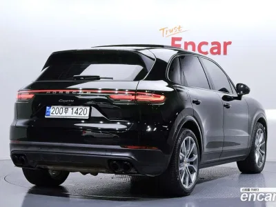 2023 Porsche Cayenne 3.0 PLATINUM EDITION, фото 2, лот 10169405