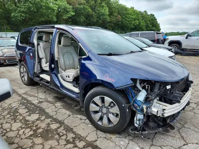 2018 CHRYSLER PACIFICA HYBRID LIMITED, фото 4, лот 10662717