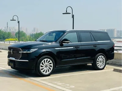 2025 Lincoln Navigator 3.5T President Edition, фото 1, лот 10319256