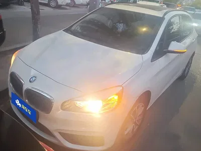 2016 BMW 2 Series Touring 218i Leading, фото 1, лот 10696589