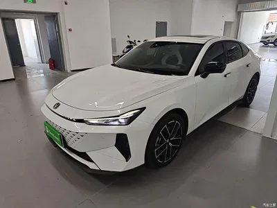 2024 Changan UNI-V iDD Blue Whale Smart iDD 136km Smart Cool, фото 1, лот 10255518