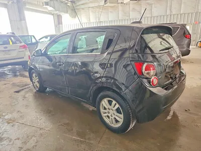 2015 CHEVROLET SONIC LT, фото 2, лот 10679804