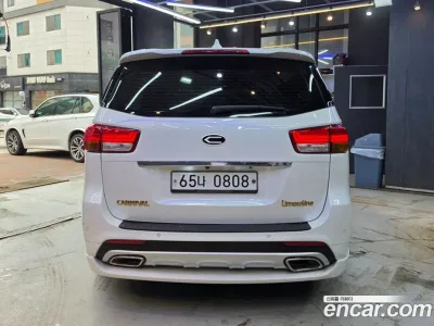 2016 Kia Canival 9-seater Noblesse, фото 4, лот 10525164