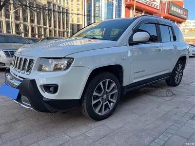 2015 Jeep Compass (Import) 2.0L 2WD Luxury, фото 1, лот 10419535