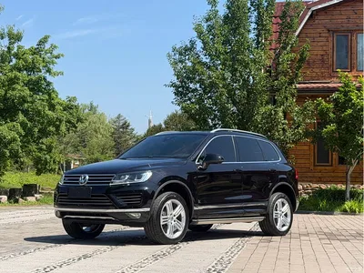 2017 Volkswagen Touareg 3.0TSI R-Line Summit Edition, фото 1, лот 10452655