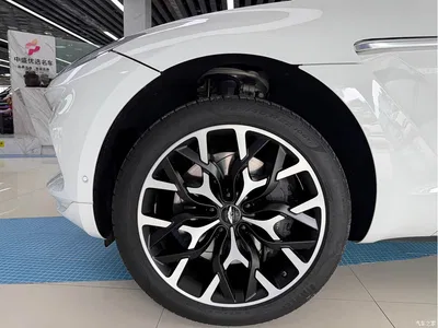 2021 Aston Martin Dbx, фото 4, лот 10241005
