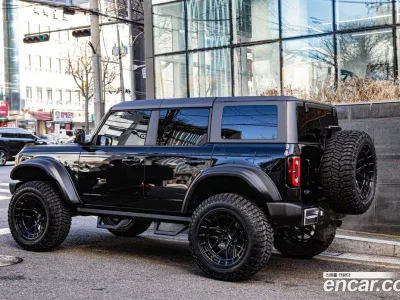 2025 Ford Bronco 2.3 Outer Banks, фото 4, лот 10184165