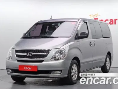2013 Hyundai Starex 5-Seater VAN, фото 1, лот 10194943
