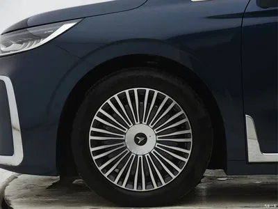 2025 Voyah Auto Voyah Dreamer PHEV AWD Flagship Kunpeng Edition, фото 3, лот 10358682