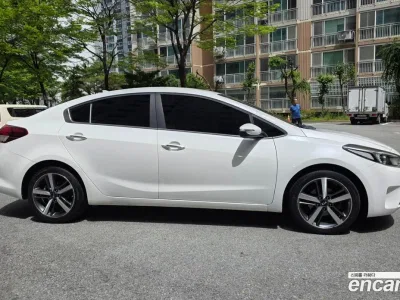 2018 Kia K3 Trendy, фото 2, лот 10048086