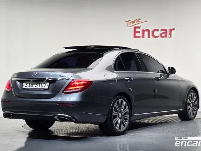 2017 Mercedes-Benz E-Class E400 4MATIC Exclusive, фото 2, лот 10167469