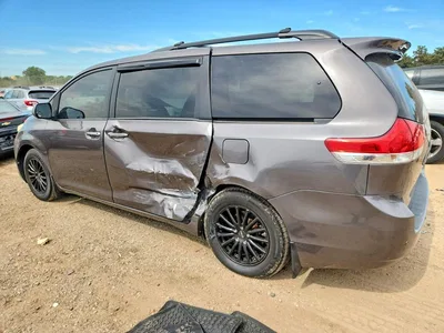 2012 TOYOTA SIENNA XLE 8-PASSENGER, фото 2, лот 10497503