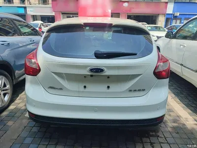 2012 Ford Focus Hatchback 1.6L Automatic Trend, фото 4, лот 10282849