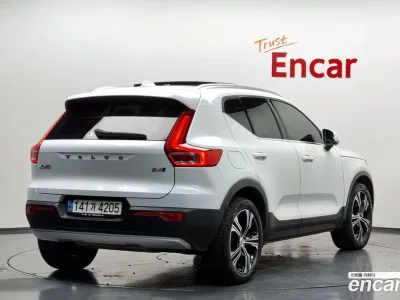 2021 Volvo XC40 B4 Inscription, фото 2, лот 10126600