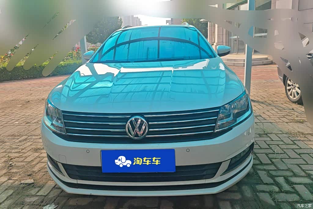 2017 Volkswagen Lavida Tour 180TSI DSG Comfort Edition, фото 2, лот 11215883