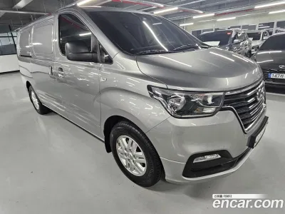 2020 Hyundai Starex Van 3-Seater, фото 2, лот 10206111