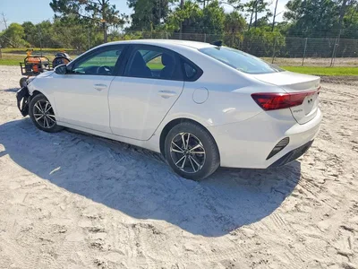 2023 KIA FORTE LXS, фото 2, лот 10774856