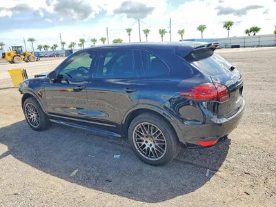 2013 PORSCHE CAYENNE GTS, фото 2, лот 10878780