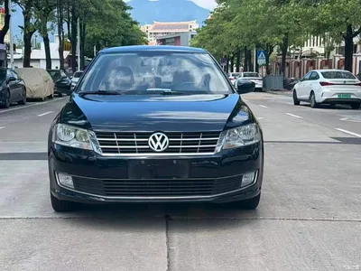 2013 Volkswagen Lavida Facelift Classic 1.6L Automatic Comfort, фото 1, лот 10479329