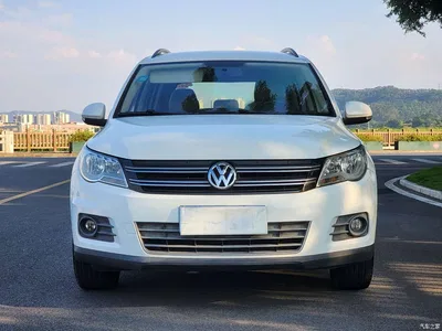 2010 Volkswagen Tiguan 1.8TSI Automatic 4WD Trend, фото 2, лот 10478237