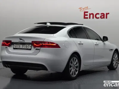 2017 Jaguar XE 20d Perstige AWD, фото 2, лот 10116743