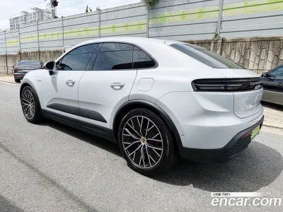 2025 Porsche Macan 4S, фото 2, лот 10103694