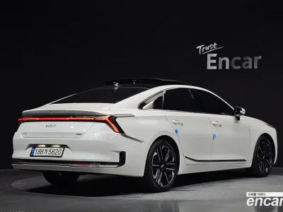 2025 Kia K8 Signature, фото 1, лот 10064322