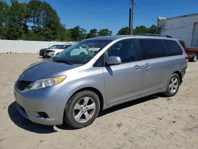 2011 TOYOTA SIENNA LE, фото 1, лот 10554477