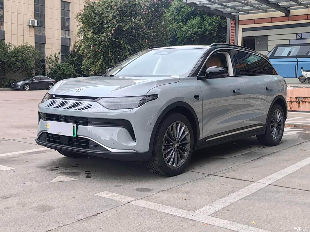 2024 Leapmotor C11 Extended Range 300 Premium Edition, фото 1, лот 11202907