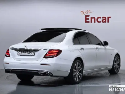 2019 Mercedes-Benz E-Class E300e Exclusive, фото 1, лот 10068787