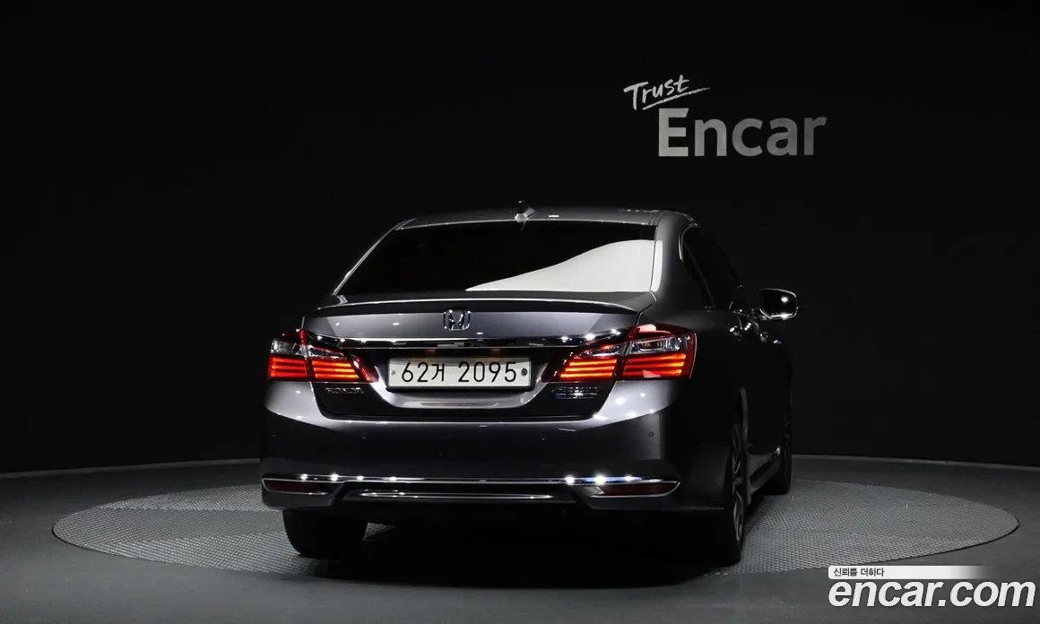 2017 Honda Accord 2.0 Hybrid, фото 4, лот 10568057