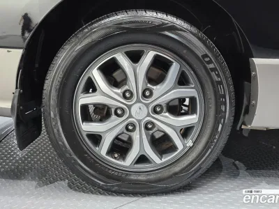 2017 Hyundai Starex 12-Seater Wagon, фото 4, лот 10215329