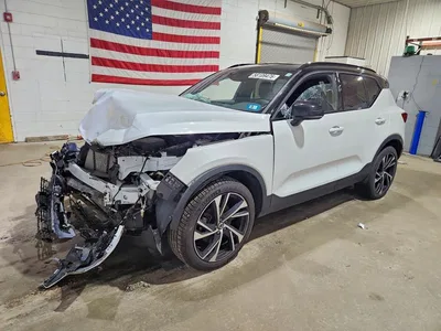 2019 VOLVO XC40 T5 R-DESIGN, фото 1, лот 10608117