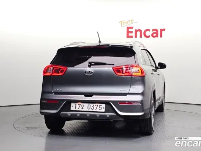 2017 Kia Niro Prestige, фото 4, лот 10114159