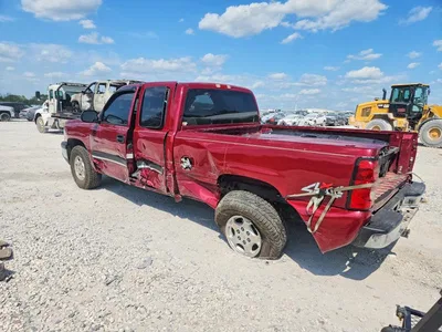 2004 CHEVROLET SILVERADO K1500, фото 2, лот 10976057