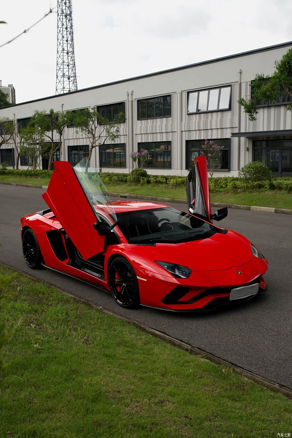 2017 Lamborghini Aventador S, фото 4, лот 11137249
