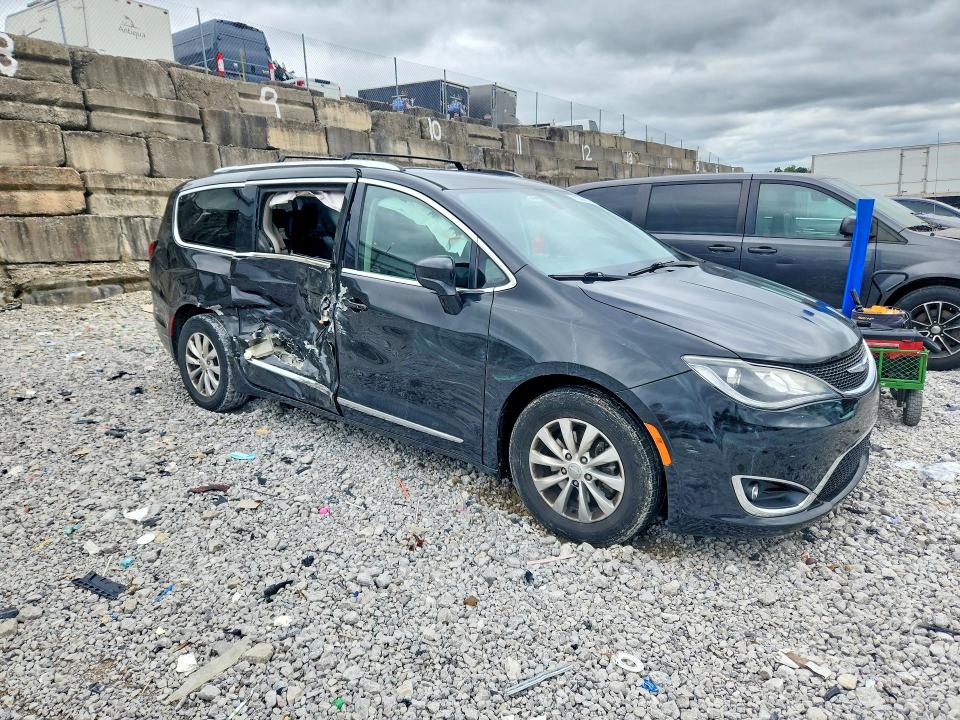 2019 CHRYSLER PACIFICA TOURING L, фото 4, лот 11208111
