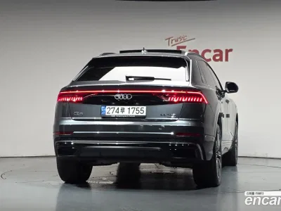 2021 Audi Q8 55 TFSI Quattro Premium, фото 3, лот 10224219