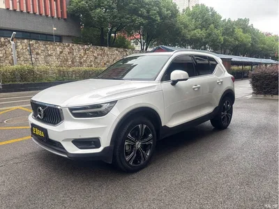 2021 Volvo XC40 T4 AWD Smart Luxury Edition, фото 1, лот 11211993