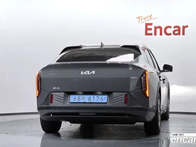 2026 Kia EV4 Long Range 2WD, фото 3, лот 10716801