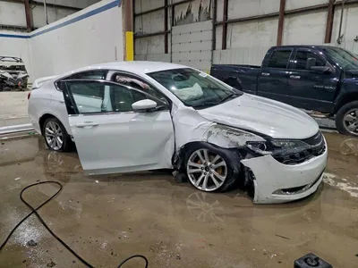 2015 CHRYSLER 200 LIMITED, фото 4, лот 10869439