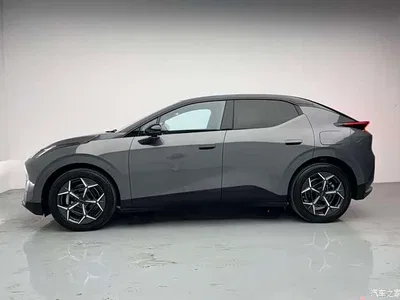 2025 Lynk & Co Z20 530km RWD Max, фото 2, лот 10807922
