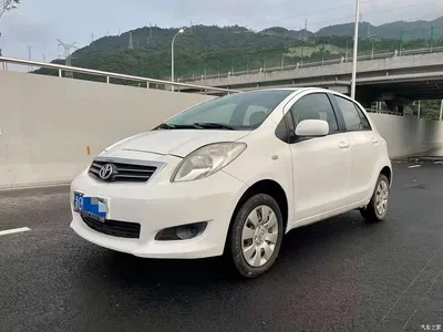 2011 Toyota Yaris 1.6G Auto Dynamic Edition, фото 1, лот 11067847