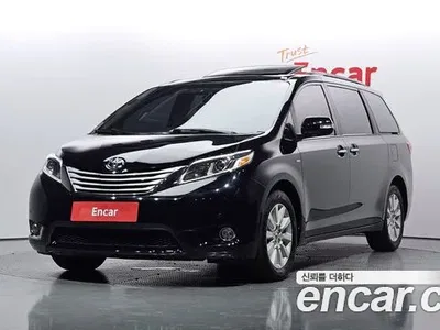 2017 Toyota Sienna 3.5 AWD, фото 1, лот 10034859