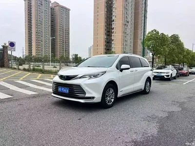 2023 Toyota Sienna 2.5L Hybrid Comfort Edition, фото 1, лот 10306149