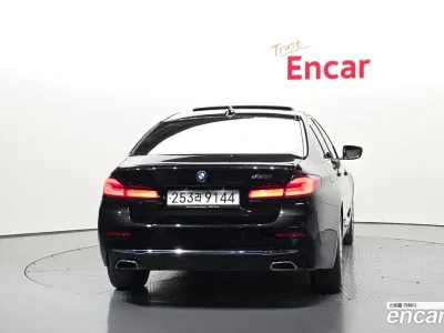 2022 BMW 5-Series 530i Luxury, фото 3, лот 10056097